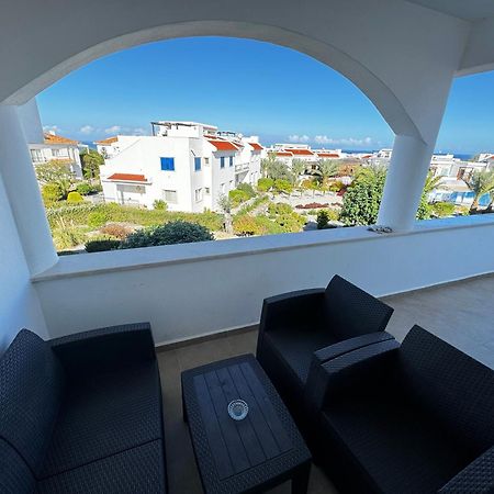 Carrington Holidays Kyrenia  Exterior foto
