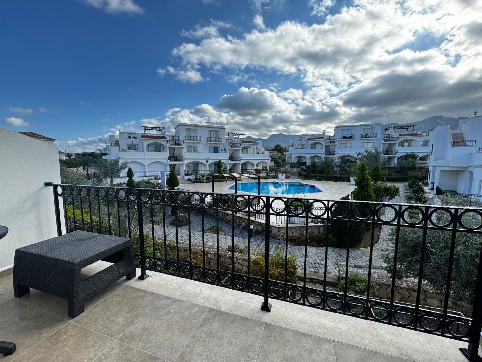 Carrington Holidays Kyrenia  Exterior foto
