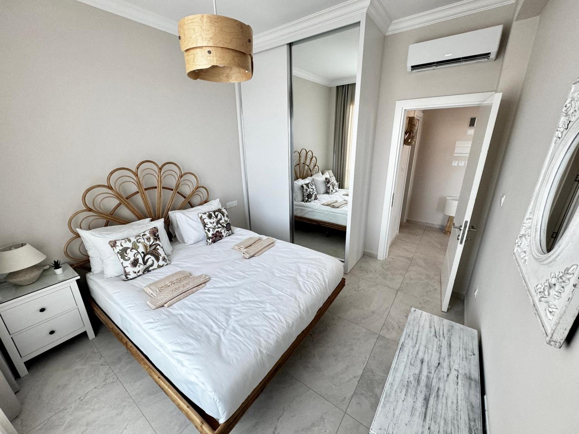 Carrington Holidays Kyrenia  Exterior foto