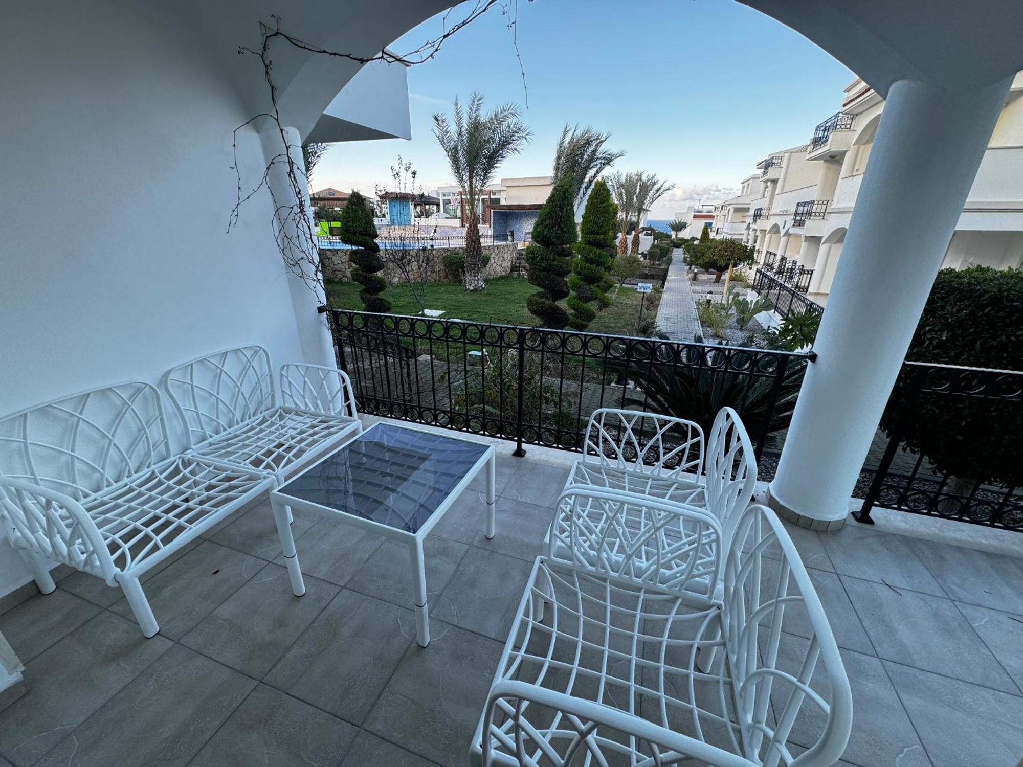 Carrington Holidays Kyrenia  Exterior foto