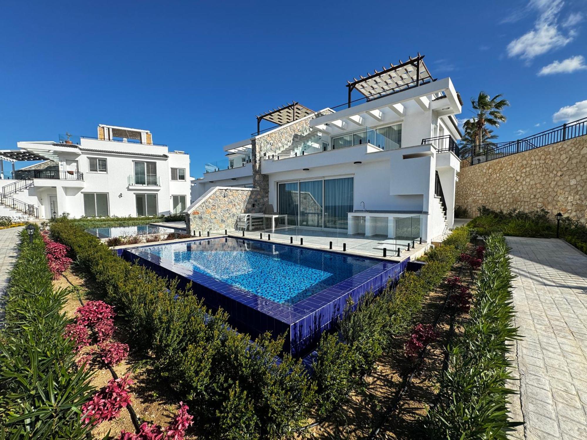 Carrington Holidays Kyrenia  Exterior foto