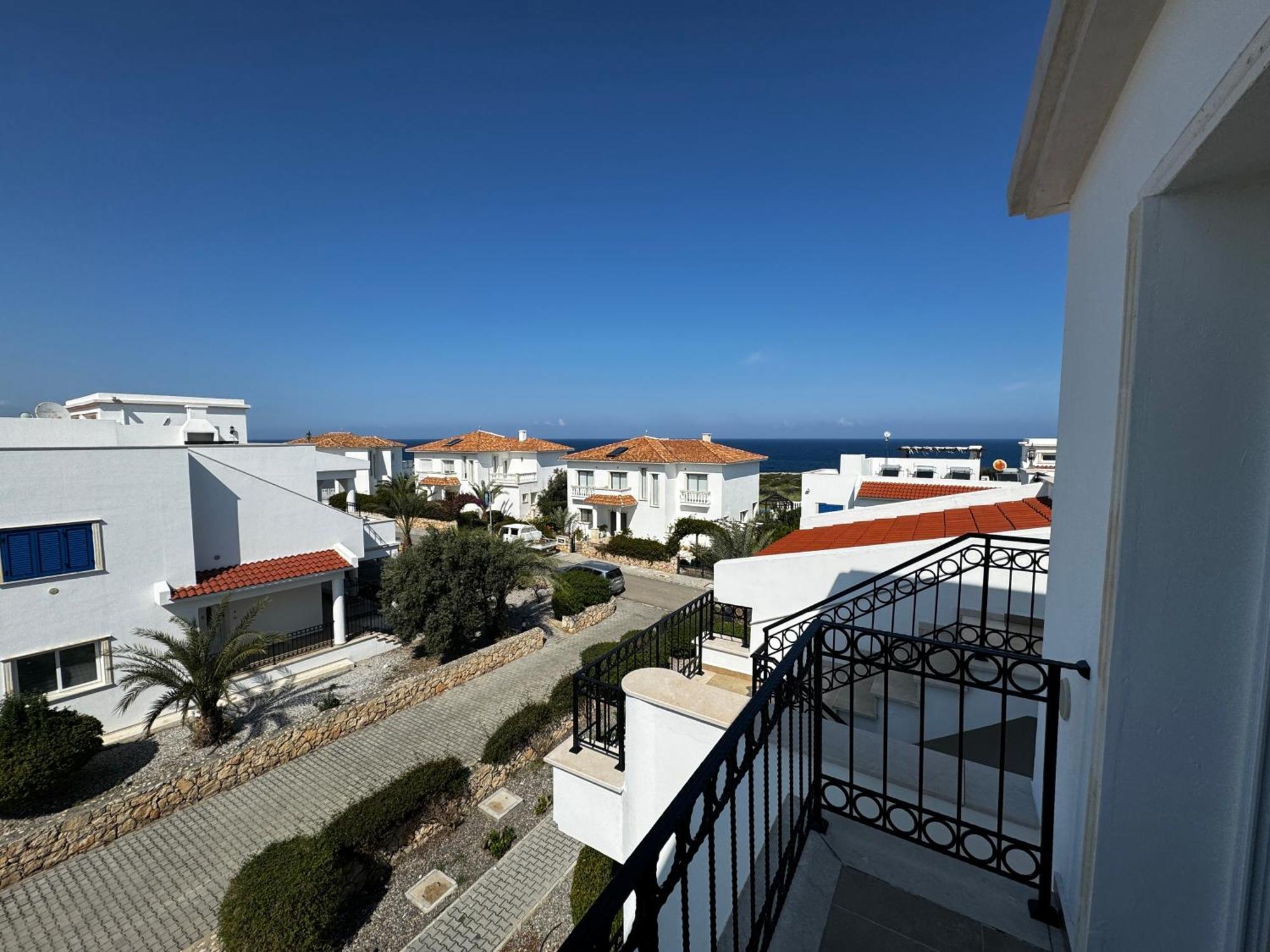 Carrington Holidays Kyrenia  Exterior foto