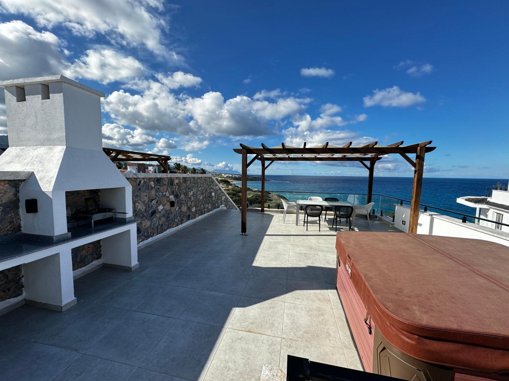 Carrington Holidays Kyrenia  Exterior foto