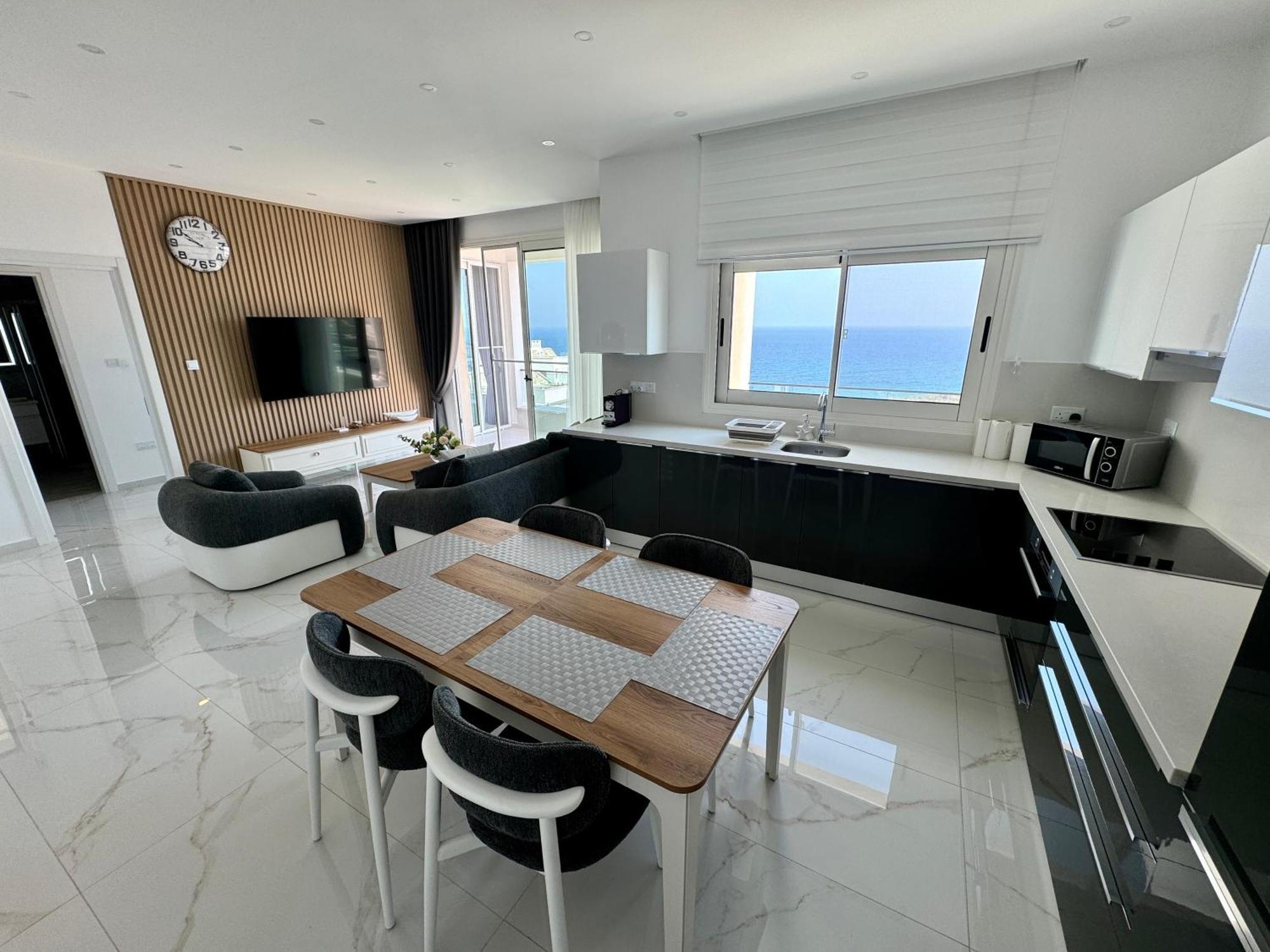 Carrington Holidays Kyrenia  Exterior foto