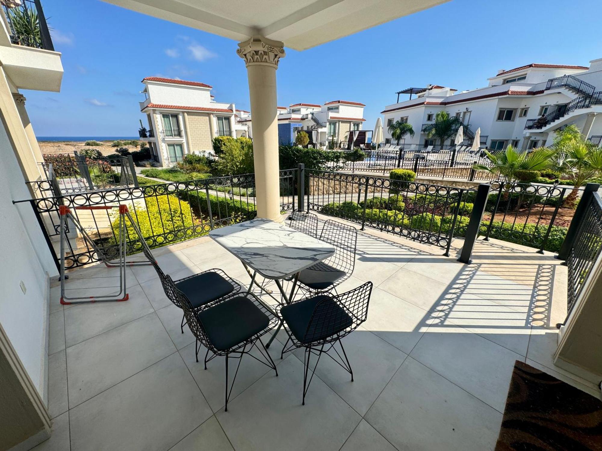 Carrington Holidays Kyrenia  Exterior foto